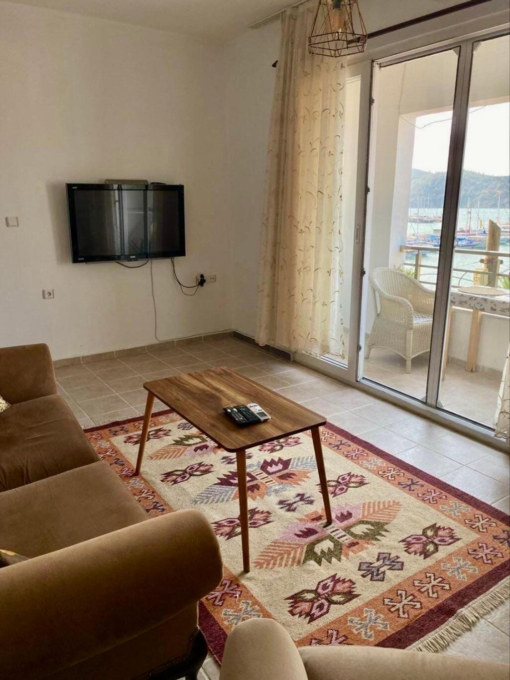 Appartement Harbour View 3 *